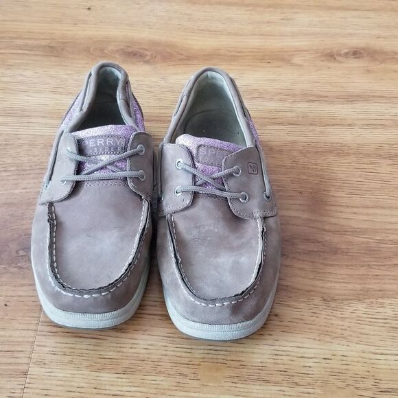 Sperry's Topsider Intrepid Girls Shoe 5.5 Loafer - Picture 1 of 6